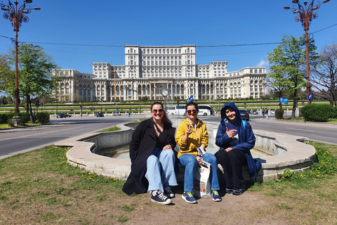 Bucarest : visite à pied de 3 h des reliques du communisme