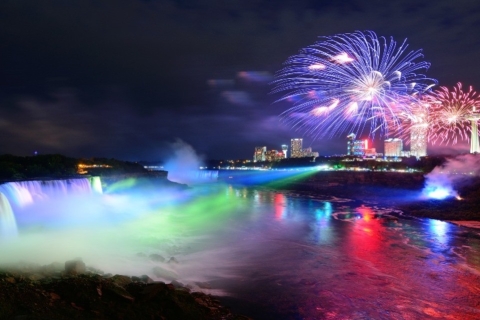 Niagara Falls Canada: Verlicht de watervallen met diner
