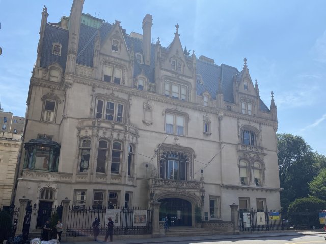 NYC: Gilded Age Mansions Guided Tour