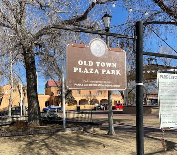 walking tour old town albuquerque