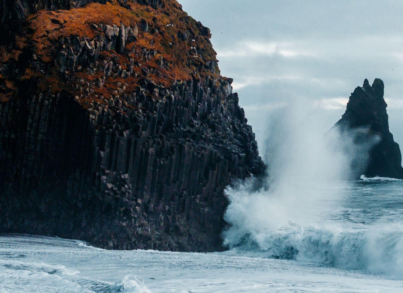 Island: Heldagstur til sydkysten, den sorte strand og vandfald