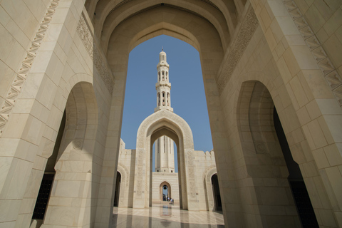 Muscat: Sultan Qaboos Mosque & Bait Al Zubair Museum Visit