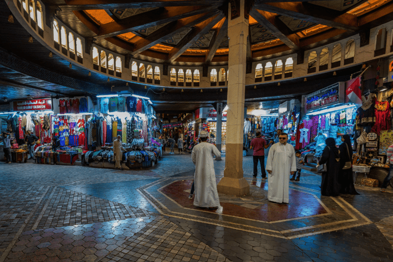 Muscat: Sultan Qaboos Mosque &amp; Bait Al Zubair Museum Tour