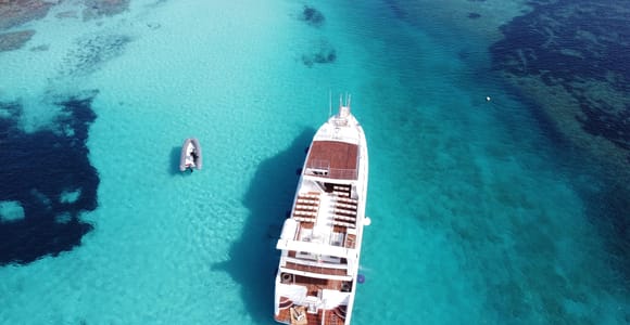 Palau: La Maddalena Archipelago Boat Tour with 4 Stops