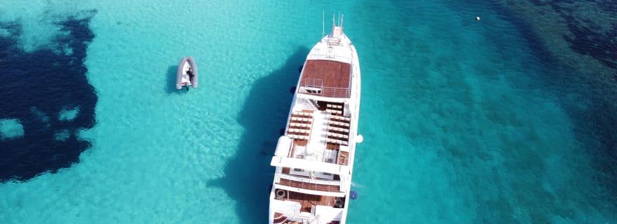 Palau: tour in barca all'Arcipelago della Maddalena con 4 tappe