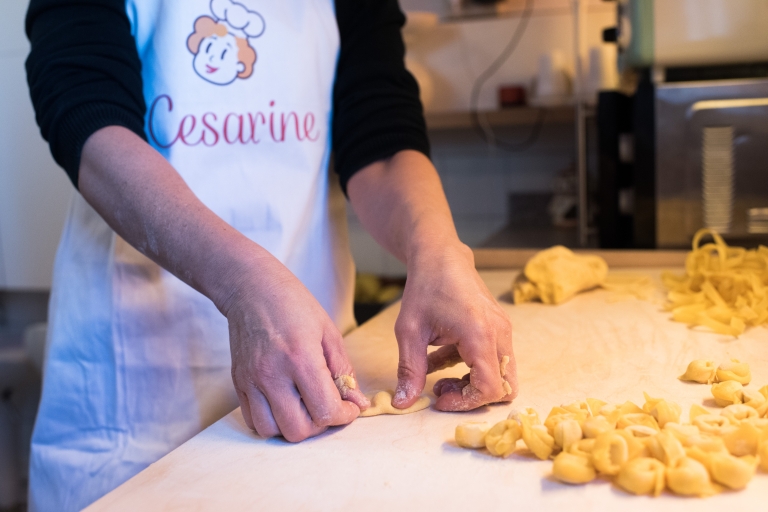 Positano : cours de cuisine sur les pâtes et le Tiramisu avec du vin