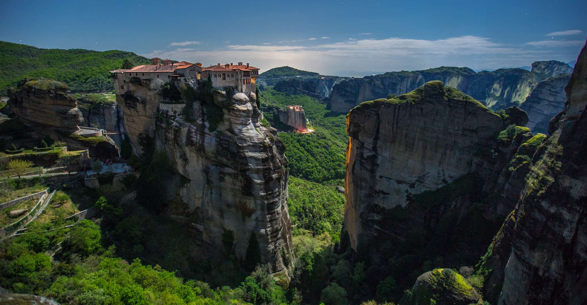 Da Pieria Coast, Meteora Day Trip con Monasteri Visita - Hizvo