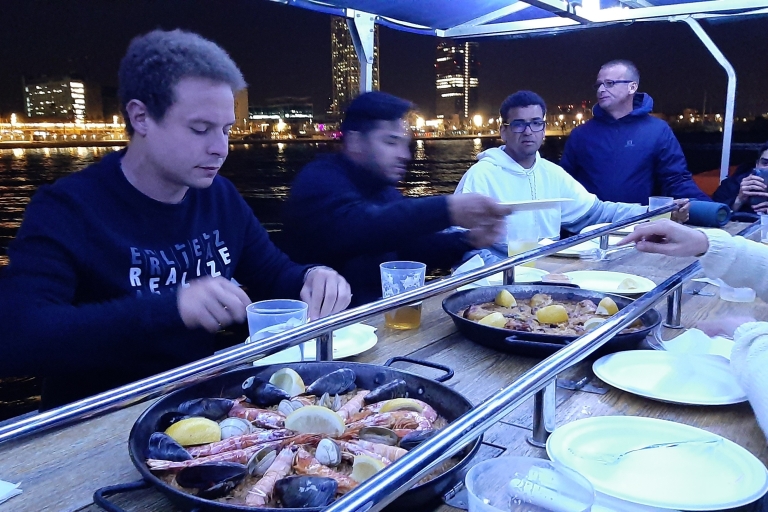 Barcelona: Private Evening Cruise with Dinner and Drinks Barcelona: Private Evening Cruise with Dinner and Drinks