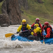 Varmahlíð: rafting familiar con traje seco
