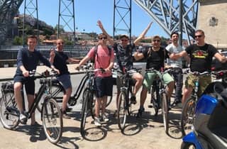 Porto: 1 bis 4 Tage Elektrofahrradverleih