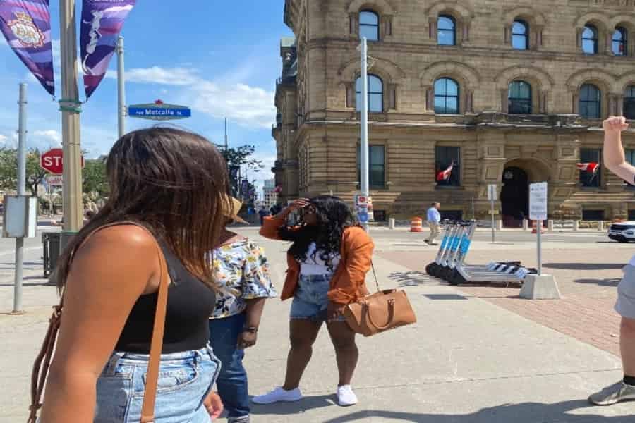 Ottawa: Kleingruppenwanderung mit Bootsfahrt. Foto: GetYourGuide