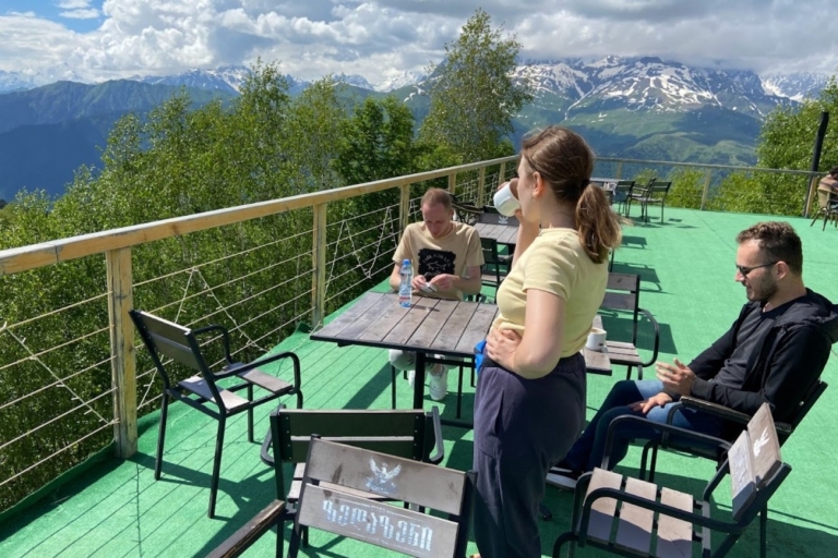 Oberer Svaneti. Die Perle des KaukasusgebirgesPrivate Tour auf Englisch, Deutsch oder Russisch
