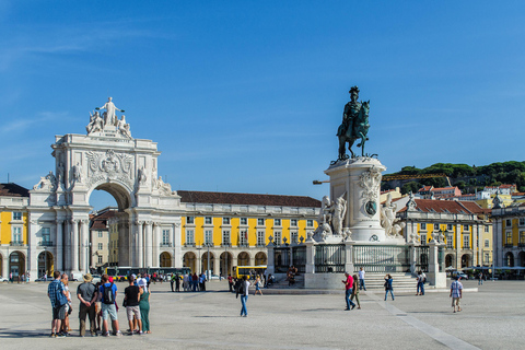 Lisbon's historic old town in a tuk-tuk in German Lissabon Historische Altstadt im Tuktuk auf Deutsch