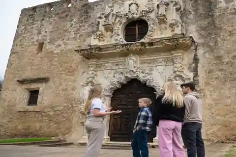 Guided Walking Tour with Boat Cruise