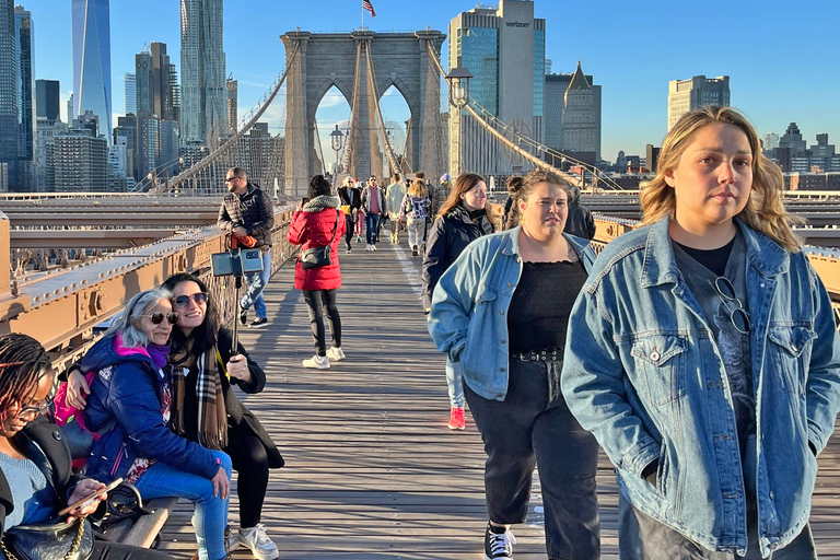 NYC: wycieczka piesza z przewodnikiem po Brooklyn Bridge i Dumbo