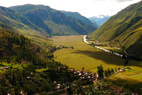 Sacred Valley + Machu Picchu With trains 2D/1N