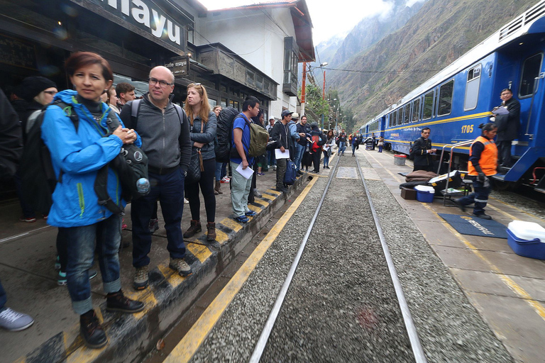 Sacred Valley + Machu Picchu With trains 2D/1N