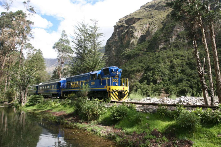 Sacred Valley + Machu Picchu With trains 2D/1N