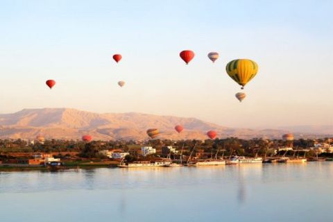 From Marsa Alam: 3-Day Nile Cruise with Hot Air Balloon Ride