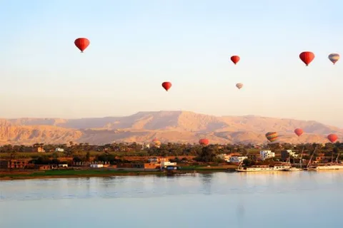 From Marsa Alam: 3-Day Nile Cruise with Hot Air Balloon Ride