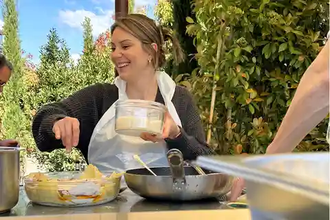 San Gimignano Outdoor Cooking Class & Wine tasting in winery
