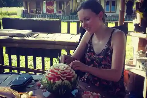 Ubud: Aula de três horas de escultura de frutas decorativas balinesas