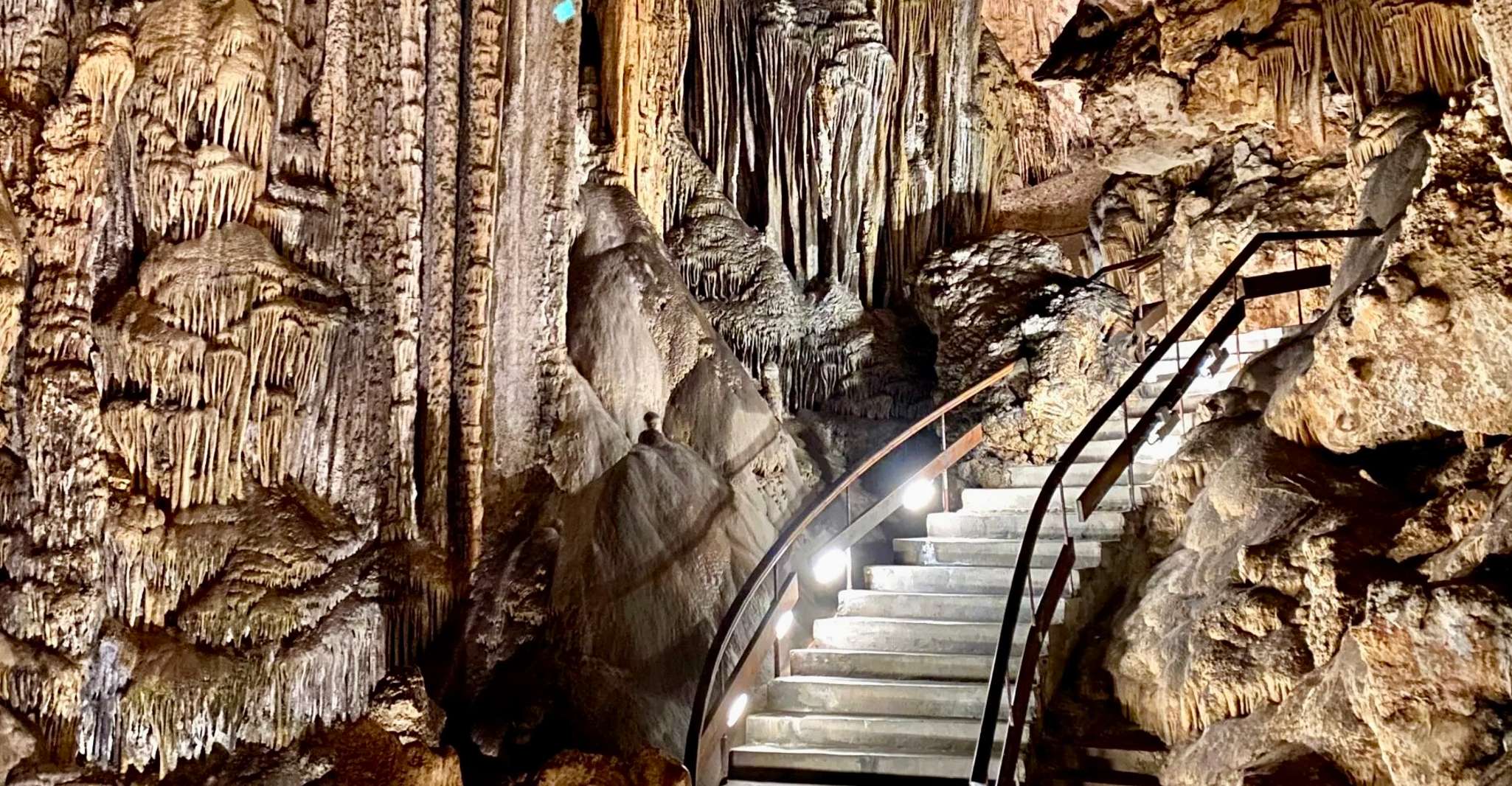 Torremolinos/Benalmadena, Nerja Caves Tour with Frigiliana - Housity