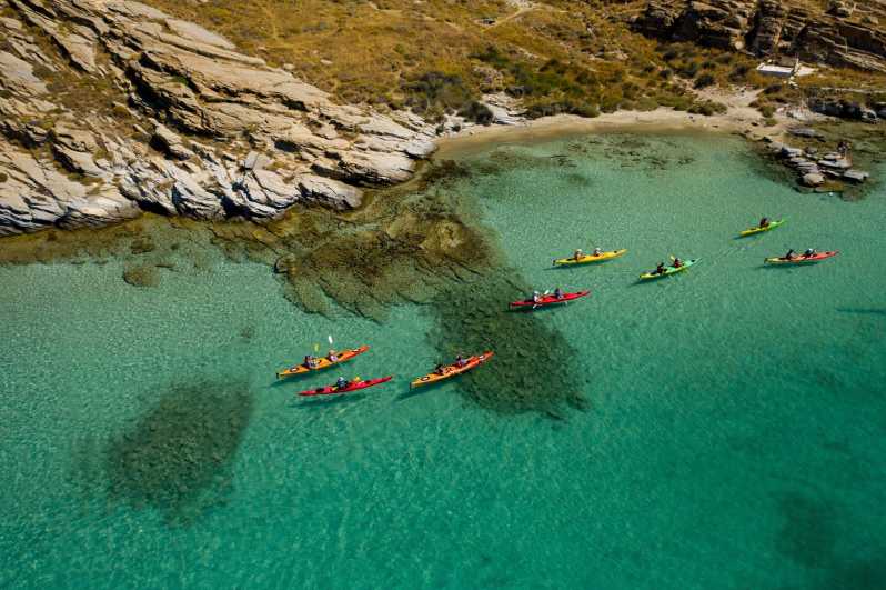 Paros: viaggio in kayak da mare con snorkeling e snack o picnic