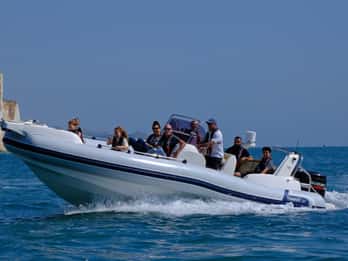 Von Brighton aus: Privater Bootscharter