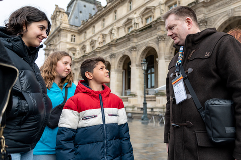 Parijs: Louvre privétour voor kinderen met toegangsbewijsVroege ochtendtour in het Engels of Frans