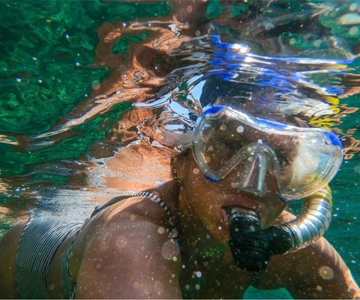 Villajoyosa: Excursión guiada en kayak con snorkel