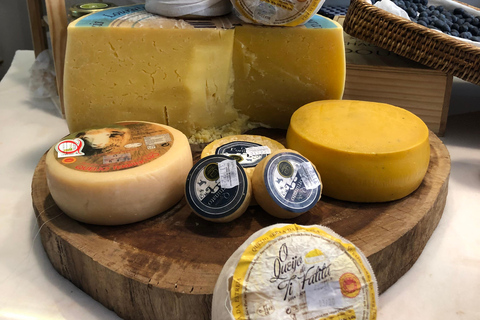 Porto: Cheese and Port Wine Tasting in a Unique Place