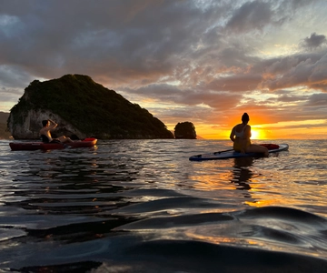 Mismaloya: Los Arcos Bioluminescent Waters Kayak & Cave Tour