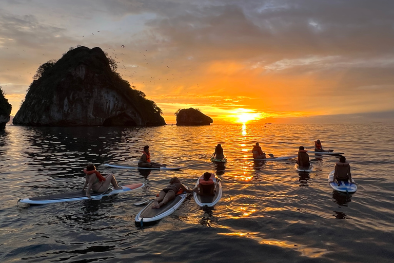 Mismaloya: Los Arcos Bioluminescent Waters Kayak & Cave Tour Los Arcos Bioluminescence Kayak & Paddle - Sunrise Tour