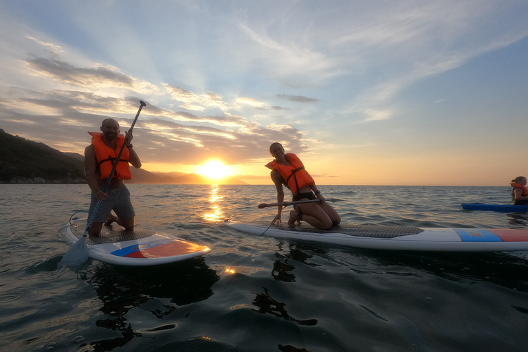 Mismaloya: Los Arcos Bioluminescent Waters Kayak & Cave Tour Los Arcos Bioluminescence Kayak & Paddle - Sunrise Tour