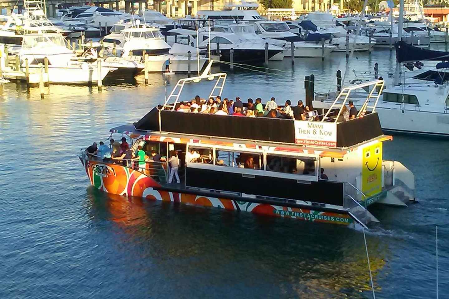 Miami: Biscayne Bay Celebrity Homes Sightseeing Cruise - Miami: Biscayne Bay Celebrity Homes Sightseeing Cruise