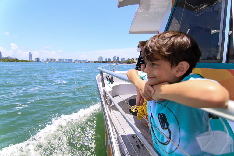 Miami: Biscayne Bay Celebrity Homes Sightseeing CruiseMiami: Sightseeingcruise naar huizen van beroemdheden in Biscayne Bay