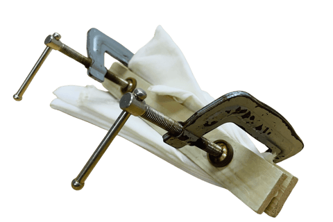 Corso di sciarpe shibori Itajime al Museo Shibori di Kyoto