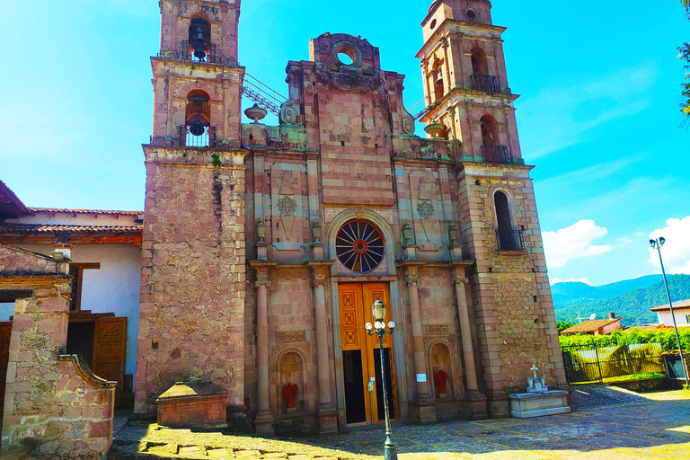 Valle de Bravo: Half-Day Guided City Tour by Van