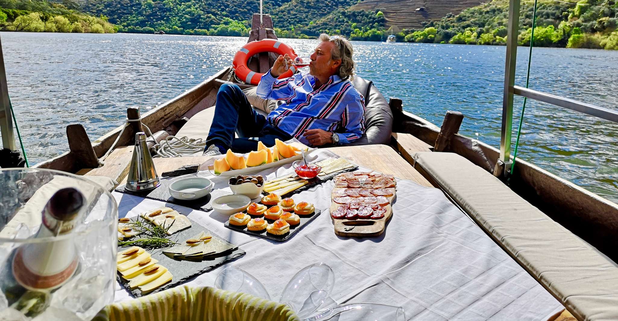 De Porto, Croisière privée Douro, 2 caves et déjeuner du Chef - Hizvo