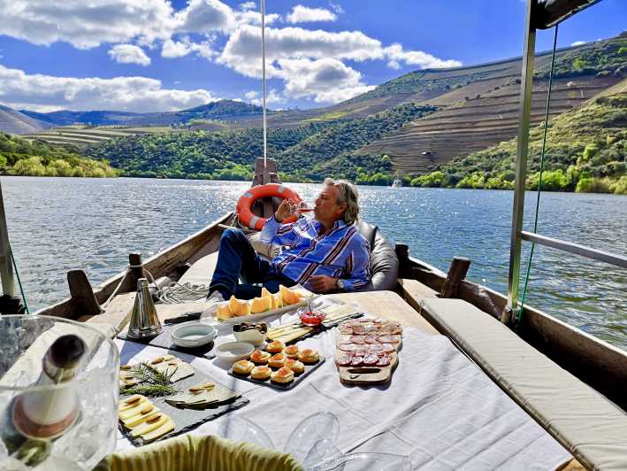 DouroValley: PrivateCruise, 2FamilyWineries, HomeCookedLunch