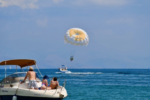 Dassia: Pakiet sportów wodnych dla 2 osóbPakiet sportów wodnych dla 2 osób (parasailing, pontony, SUP)