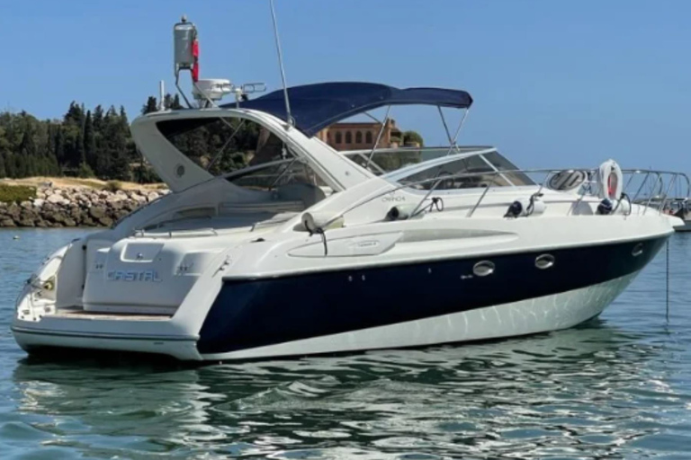 Lagos: noleggio di uno yacht privato di lusso con bevande e snack