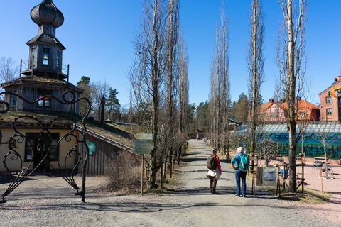 Drøbak: Guided walk along the coastal path and the forest Fjord and forest guided tours by the Oslofjord/Drøbak