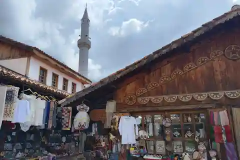 Von Tirana aus: Kruja Stadt & Heilige Höhle von Sari Salltik Tagestour
