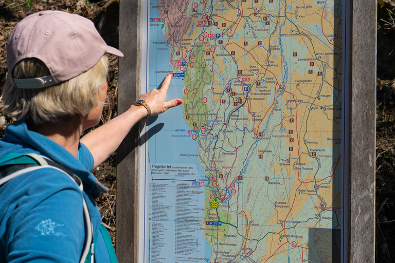 Drøbak: Guided walk along the coastal path and the forest Fjord and forest guided tours by the Oslofjord/Drøbak