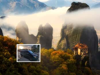 From Athens: Private Day Tour to Meteora and Thermopylae