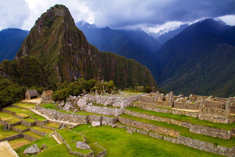 From Cusco: 4-Day Alternative Lares Trail to Machu PicchuLares Trek to Machu Picchu 4D 3N