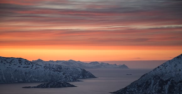 From Tromso: Norwegian Fjords Half-Day Tour with Portraits