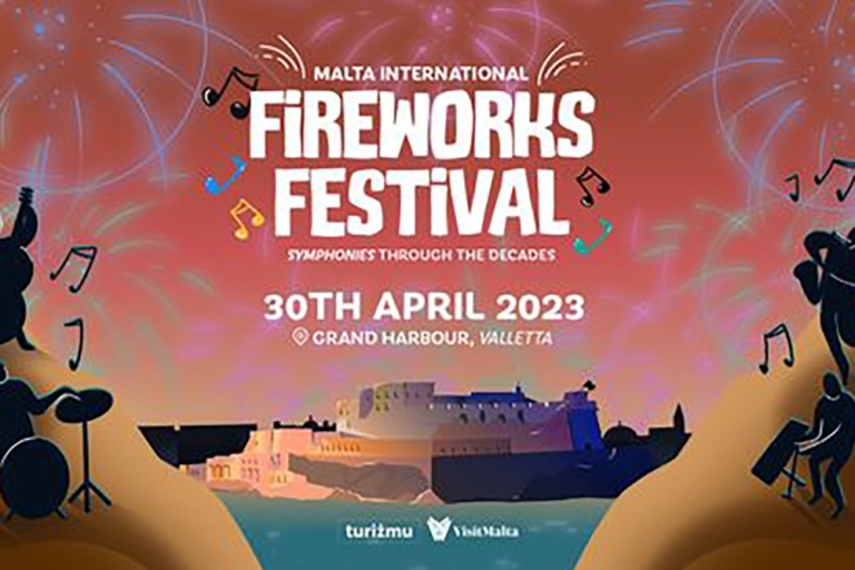 Bugibba: vuurwerkfestival Malta vanaf een catamaran